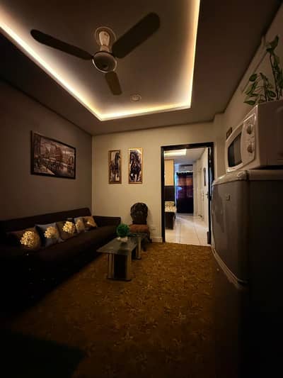 Per day one bedroom available for rent in e11 Islamabad