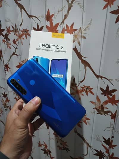 Realme 5 4/64 with Box – Smooth Working