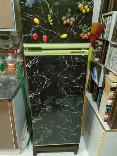 Stinger fridge excellent condition