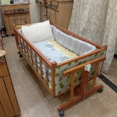 Baby Cot/Swing