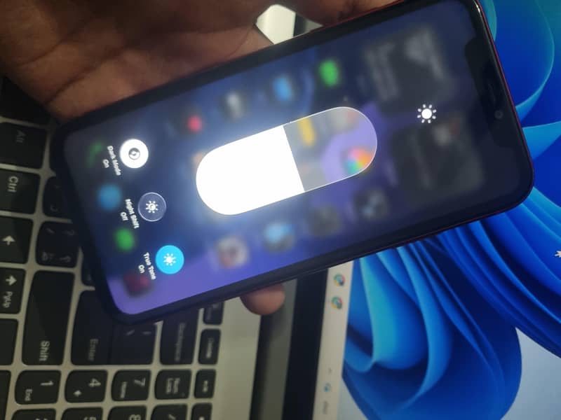 iphone 11 sim working 1