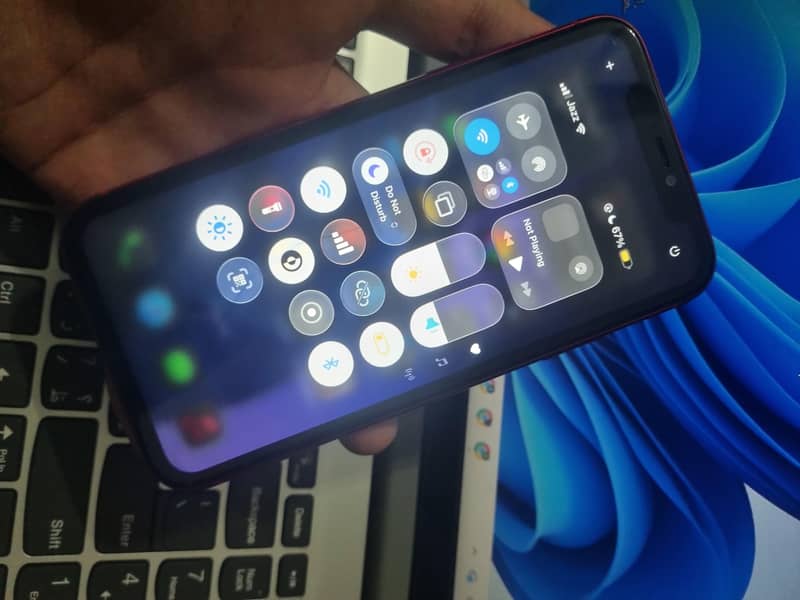 iphone 11 sim working 2