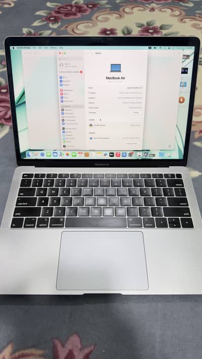 MacBook Air 2018 16/256gb