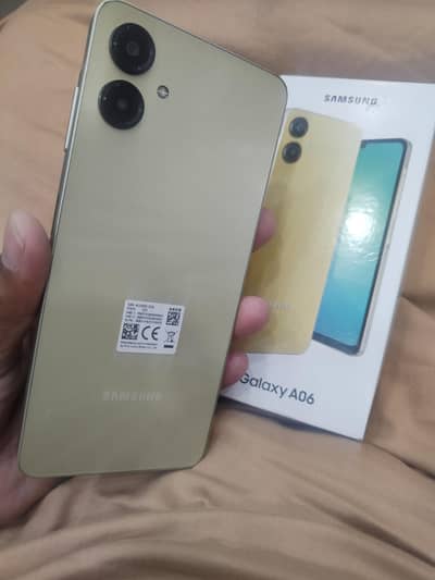 Samsung a06 with box 03156110292