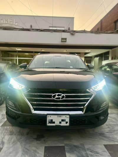 HYUNDAI TUCSON 2024 MODEL AWD DELUXE. ONLY IN 83 LACKS 50 THOUSAND