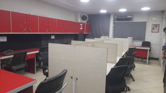 Full furnished office for rent 1450sqft in shahar e Faisal.