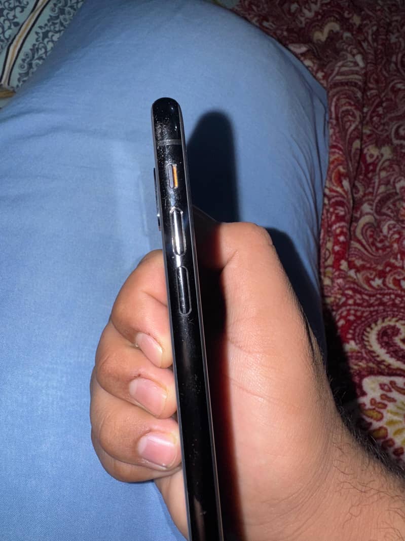 Iphone x back break 2