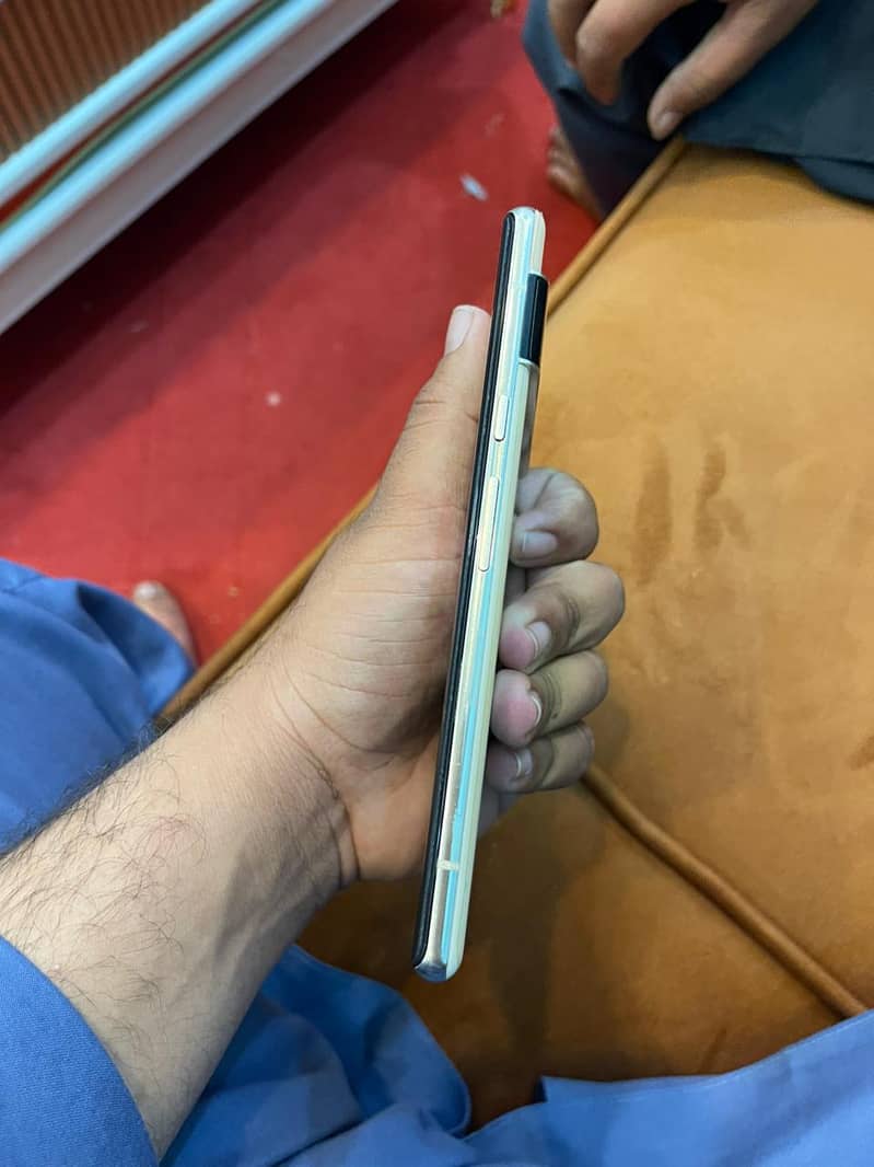 Google pixel 6 pro 5