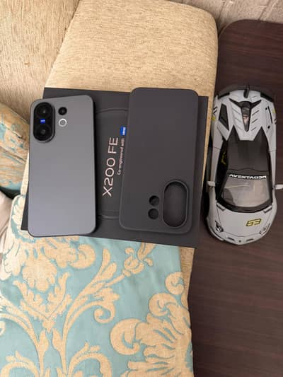 VIVO X200 FE 12/512 GB