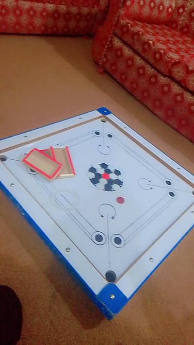 carrom board