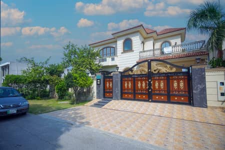 Comfortable Living | 1 Kanal Spacious Bungalow for Rent in DHA Phase 2