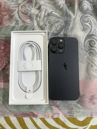 Iphone 16 pro max 256 GB (Unlocked,LLA )