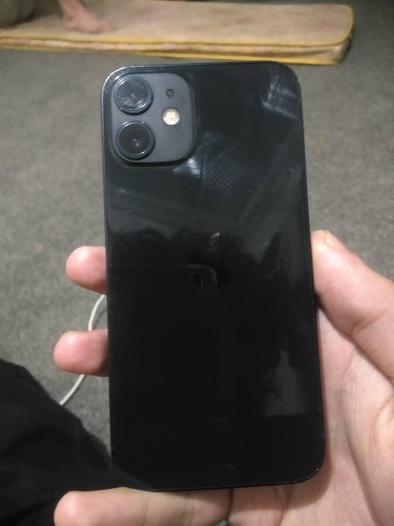 iPhone 12 mini 0