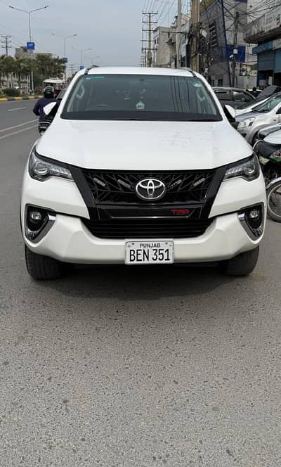 Toyota Fortuner Sigma 4