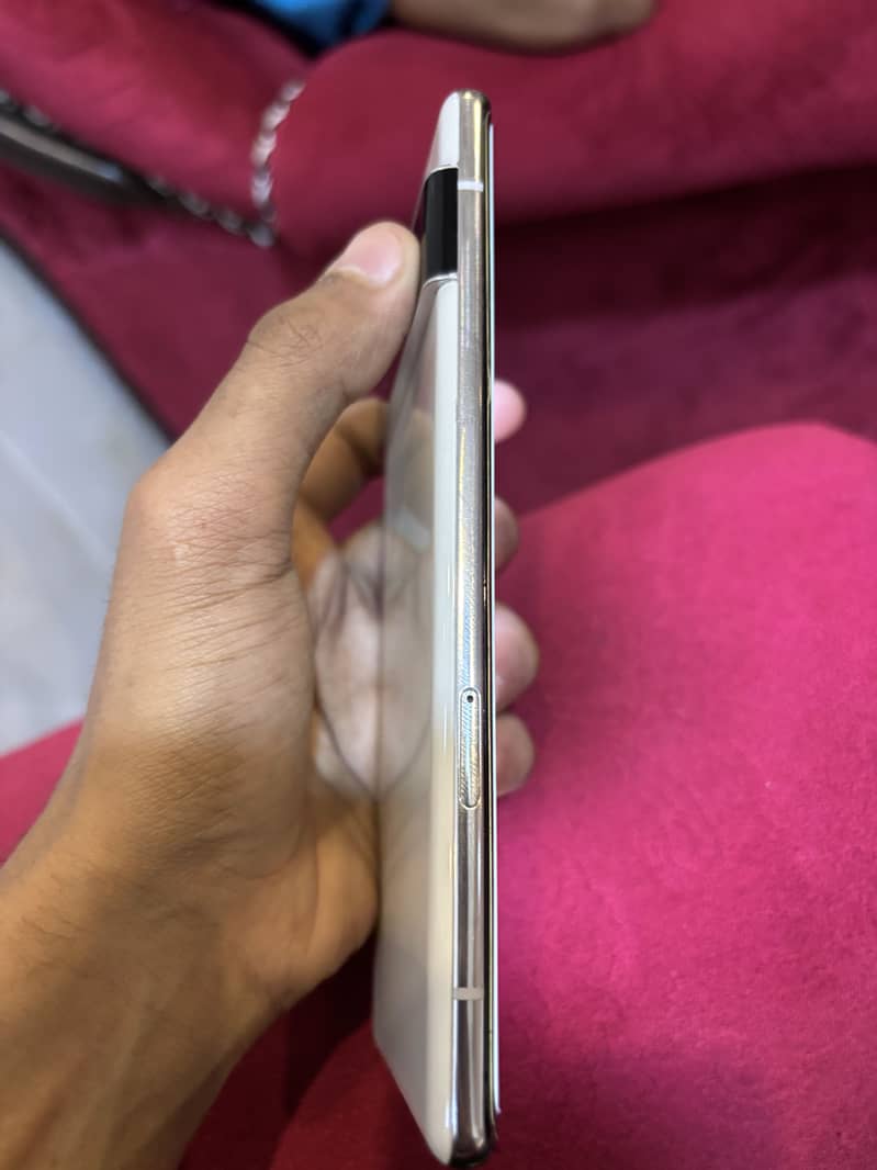 Google pixel 10:10 3