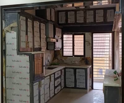 BRAND NEW 4 BED DD FLAT AVAILABLE WEST OPEN, CORNER 4BED-DD BRAND NEW APARTMENT FOR RENT, NEAR KAMRAN CHOWRANGI, BLOCK-3A GULISTAN-E-JAUHAR KARACHI