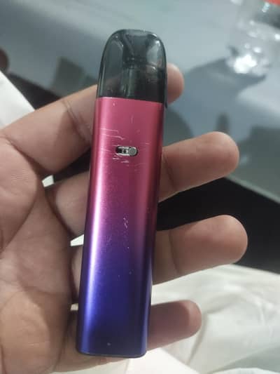 Vape in good condition with new coil