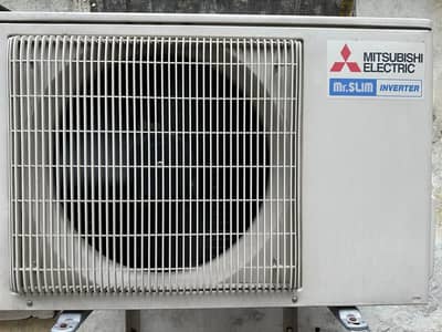 Urgent sale Mitsubishi Inverter 1.5 Ton