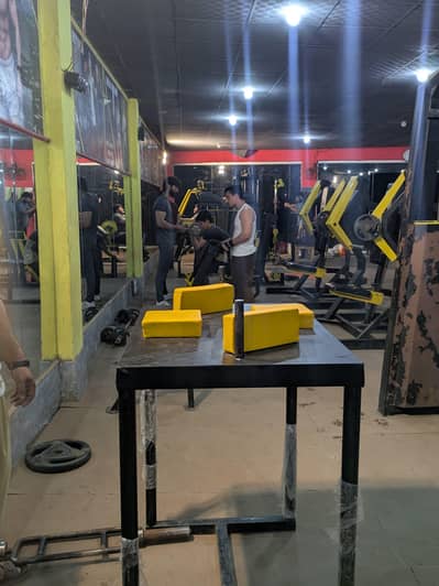 arm wrestling table for sale