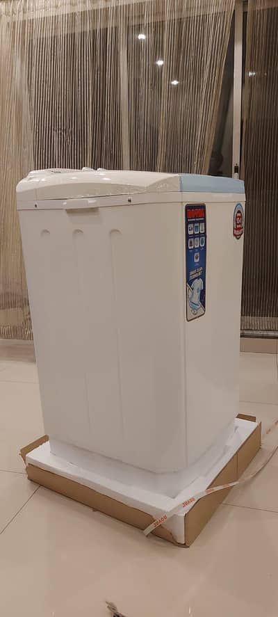 Royal Washing Machine Model 1012 FB