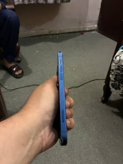 Iphone 12 factory unlock waterpacked