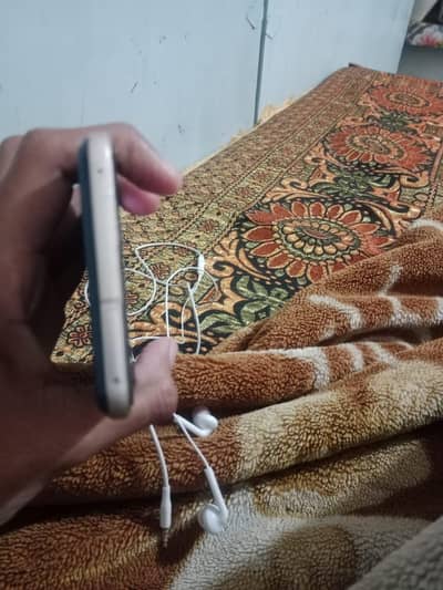 lgv60 5g exchange possible