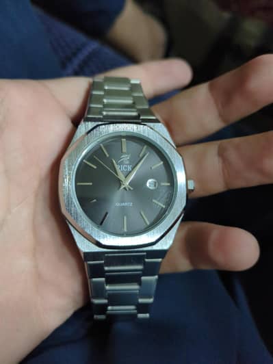 bilkul ook ha koi masla nahi ha all new ha sirf 2 din use hoi ha