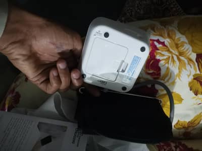 blood pressure machine