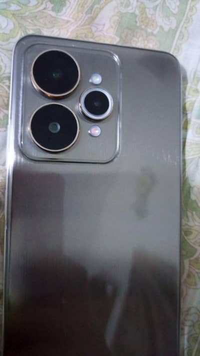 Realme 15 12/512 80wat charger