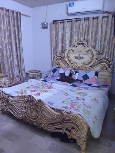 chinnot wood king bed