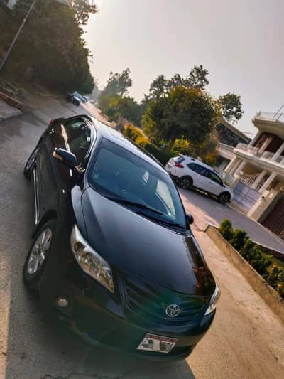 Toyota Corolla Altis SR Cruisetronic 1.6 – 2013 (Limited Edition)