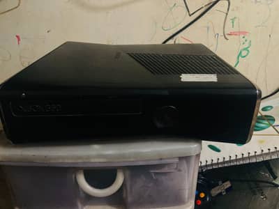 Xbox 360 Slim