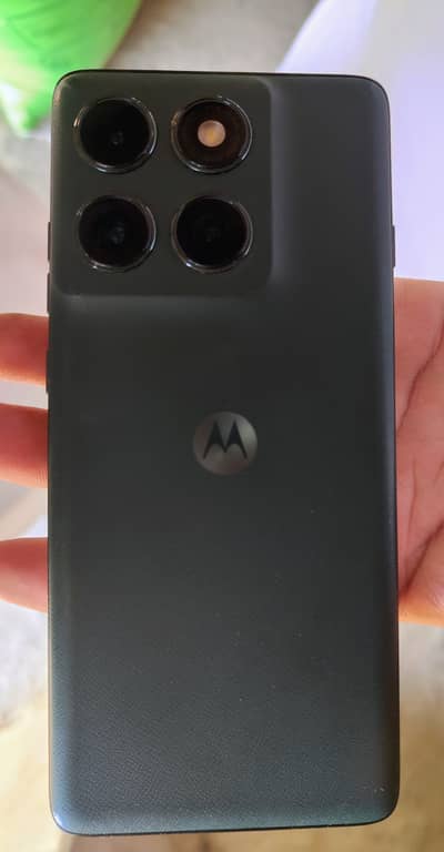 Motorola edge 2025 (8/256)