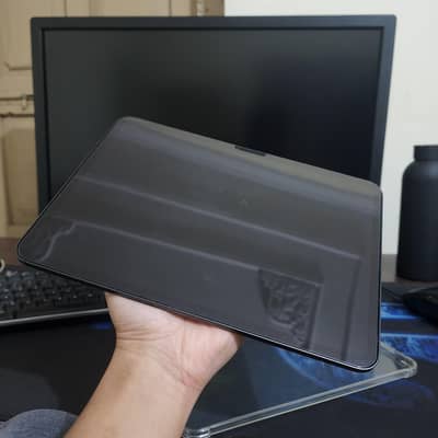 iPad Pro 11-inch M4 (256GB, Space Black) - 94% Battery