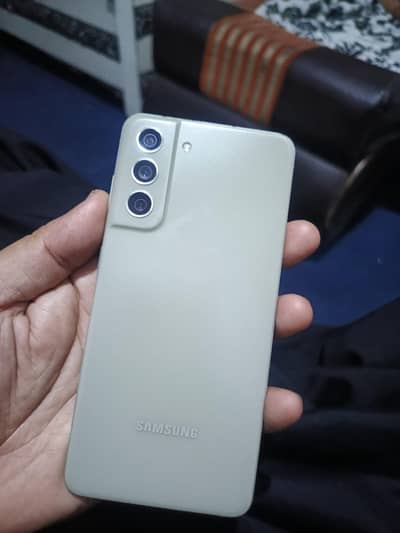 SAMSUNG S21 FE 8/256 official PTA Approved