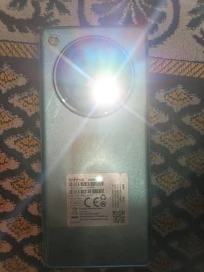 ZERO 40 PRO 3D EDGE INFINIX FULL WARRANTY UNUSED VLOG CAMERA CENTERIC