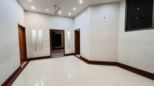 12 marla upper portion for rent