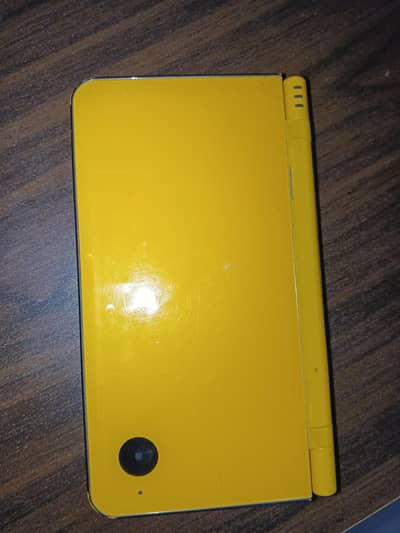 Nintendo DS Xl. urgent sell