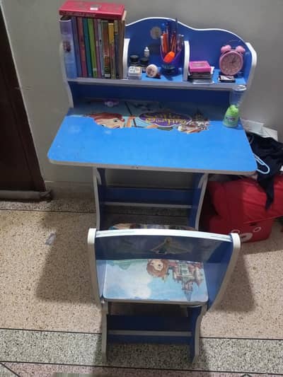 table with chair kids