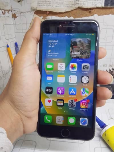 Iphone 8plus pta approved waterpak battery health70 con 10/10