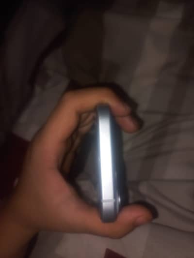 I am selling my iPhone 15 Jv 89 battery health condition 10by10