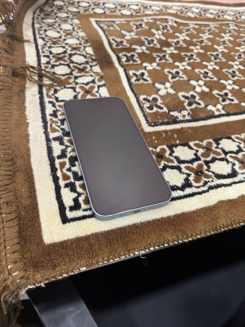 Iphone 14 plus 10/10 scratchless 1