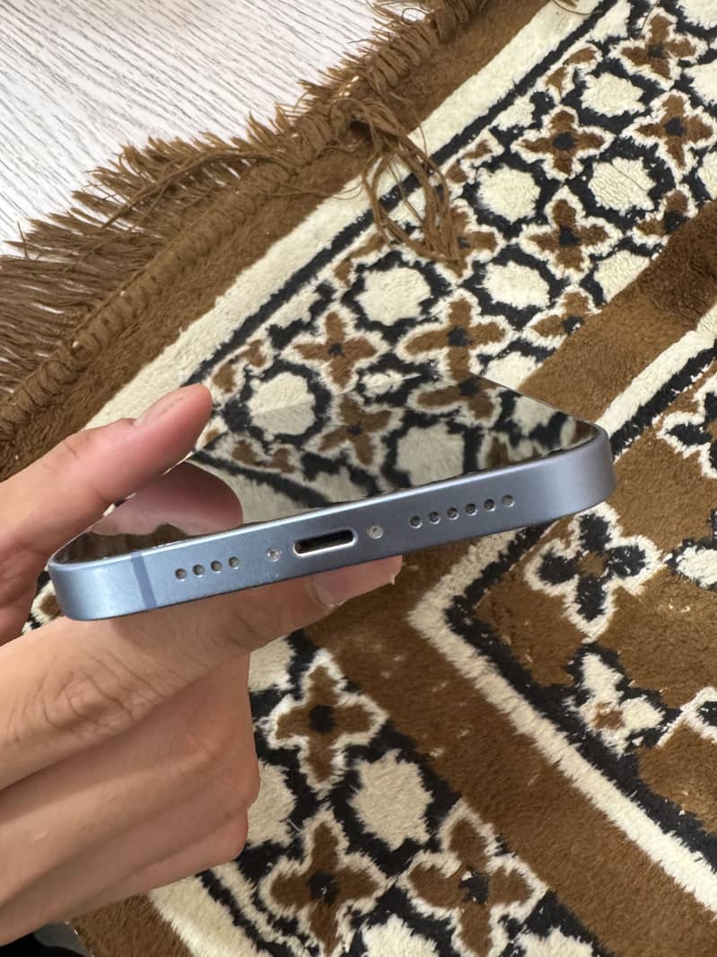 Iphone 14 plus 10/10 scratchless 3