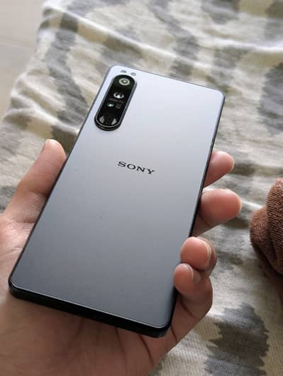 Sony Xperia 1 Mark IV – 4K OLED HDR – Non-PTA Gaming & Camera Beast