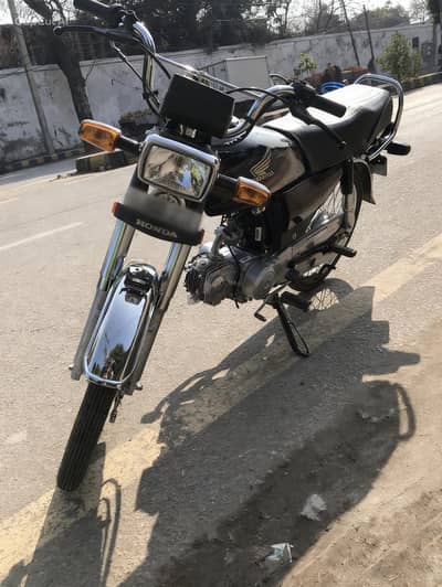 Honda CD 70 black