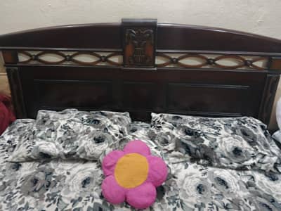 AOA I want to sale my bed set