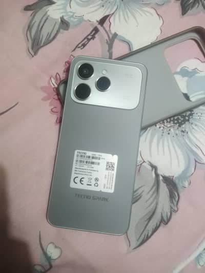 Tecno spark 40  Ram/Rom 6/128