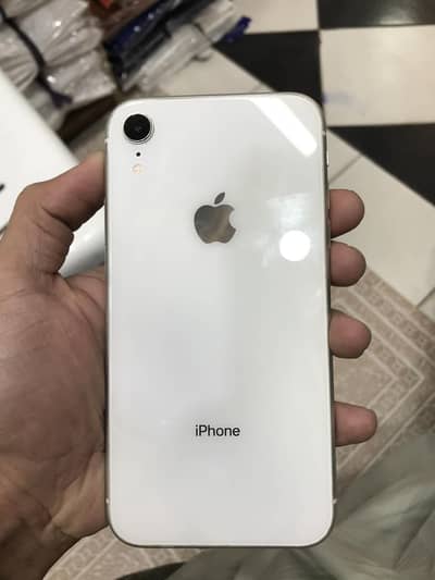 iphone xr factory unlock 64 gb