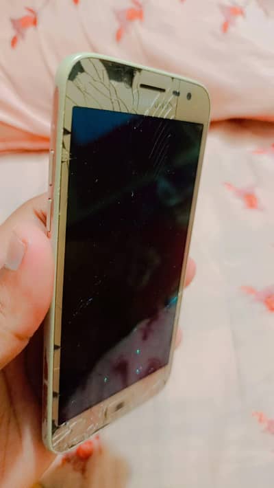 very urgent for sale location havelian city 03185386898 what's app