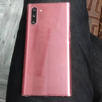 all ok set ha sirf  panel ya phr glass issue ha